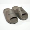Lifestyle Comfort Flip-Flops – Braun