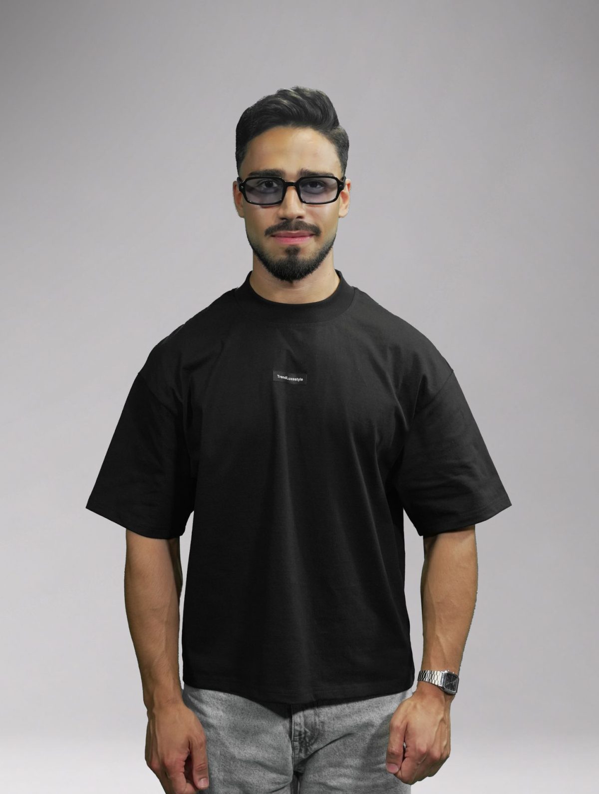 1 Urban Lifestyle Oversize T-Shirt – Black